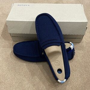 NWT/NWB Rothy’s Loafers